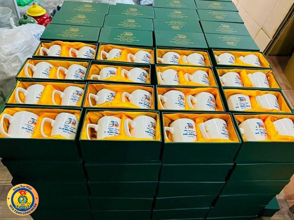 Nâng cao trách nhiệm xã hội của doanh nghiệp thông qua việc tặng quà Công đoàn