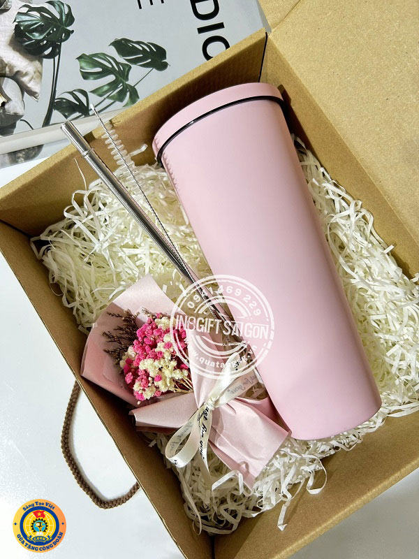 Tạo dấu ấn riêng qua việc lựa chọn quà tặng Công đoàn độc đáo