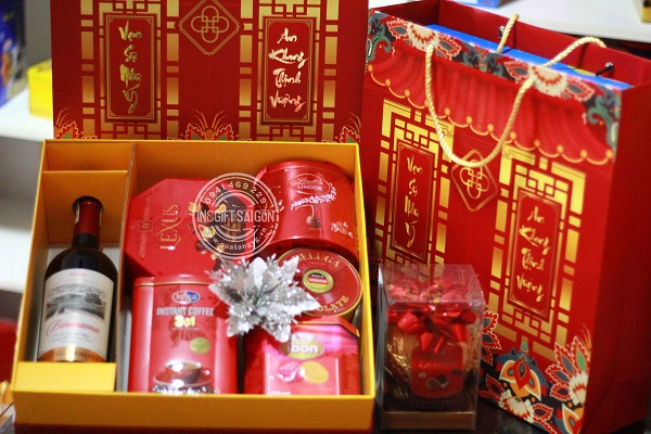 Quà Tết cho nhân viên công ty chọn sản phẩm gì độc đáo mà vẫn tiết kiệm?