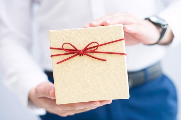 Những bí quyết tặng quà Công đoàn ấn tượng và tinh tế