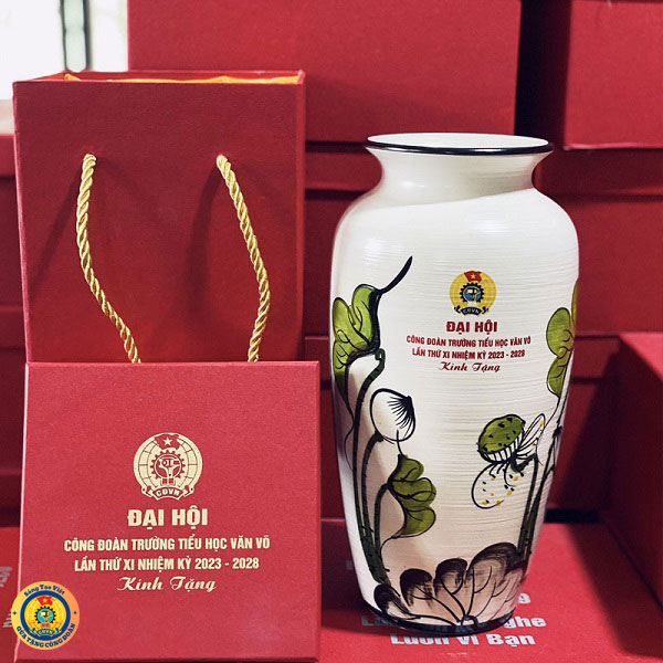 Tặng quà Công đoàn trong dịp lễ, kỷ niệm và sự kiện quan trọng